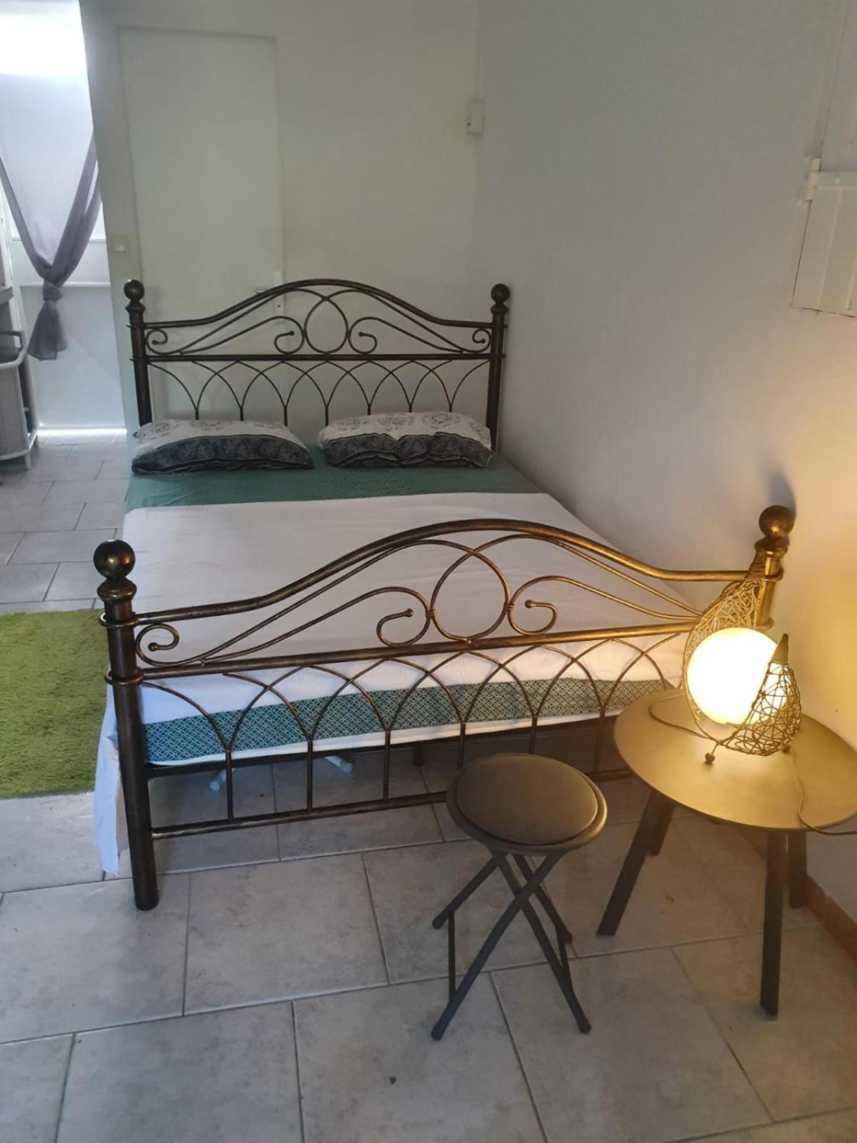 Le Sable Bleu - Evasion Tropicale A Sainte-Anne - Plage 5Min - Piscine - Parking - Logement Climatise - Vue Sur Les Palmiers - Parfait Pour Sejours En Famille Ou Entre Amis Zewnętrze zdjęcie