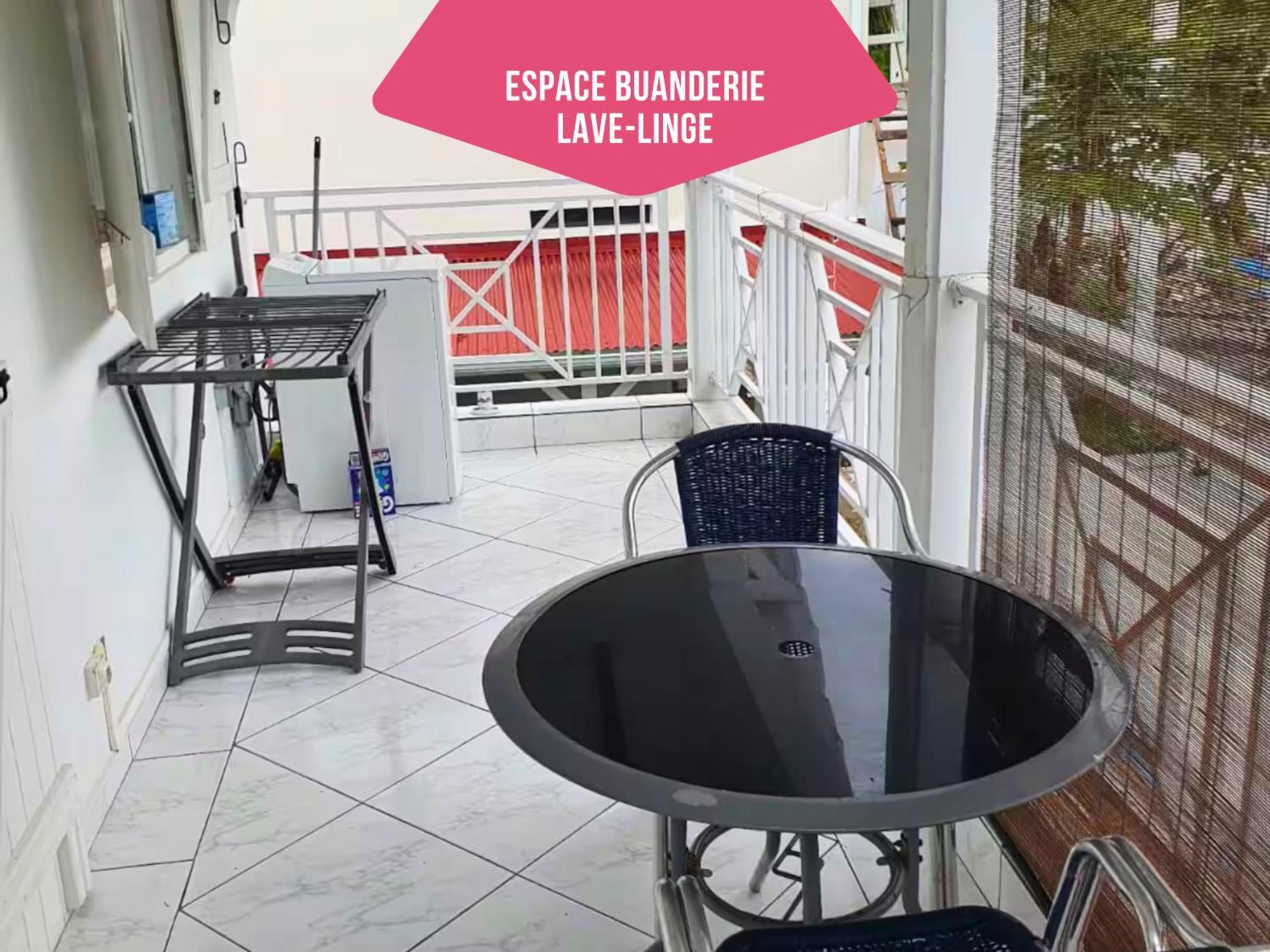 Le Sable Bleu - Evasion Tropicale A Sainte-Anne - Plage 5Min - Piscine - Parking - Logement Climatise - Vue Sur Les Palmiers - Parfait Pour Sejours En Famille Ou Entre Amis Zewnętrze zdjęcie